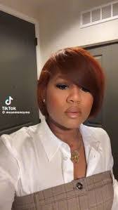 Evelyn Burden's Instagram, Twitter & Facebook