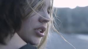 Swan, un enfant de 3 ans, chante a cappella le refrain de «jour 1» une chanson de louane emera. Yarn C Est Le Jour 1 Celui Qu On Retient Louane Jour 1 Video Officielle Video Clips By Quotes Clip 020f8728 D2b6 4391 A44c 59ad5de0d830 ç´