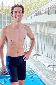 Dimas kahlil sudoyo beck atau yang lebih dikenal dengan dimas beck (lahir di jakarta, 8 mei 1988; Mrvvip On Twitter Dimas Beck Shirtless Pool Session Selebwatch