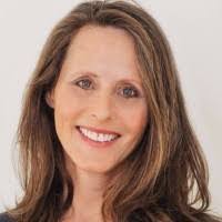 Louise Grant's Instagram, Twitter & Facebook