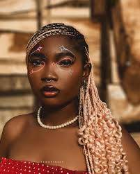 Nigerian photographer, Gabriel Moses posted up with Rihanna 🔥🔥