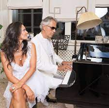 Final chance to win a trip to italy to meet andrea & vip tickets. Who Is Andrea Bocelli S Wife Veronica Berti A Look At Andrea Bocelli S Marriage