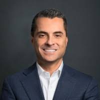 5900+ perfis com “Miele”