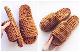 These knit slippers can be made with remnants from your stash, making them a phenomenal stash buster! Chunky T Shirt Yarn Slippers Free Crochet Pattern Video Diy Magazine