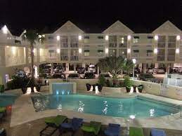 A video showing the silver palms inn in key west, florida as well as the many attractions available around the island. Silver Palms Inn By Night Picture Of Silver Palms Inn Key West Tripadvisor