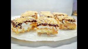 Die kinder maxi king rigel in stücke brechen. Maxi King Kuchen Ohne Backen Youtube