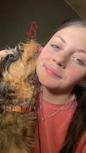 My daughters left her phone in a black and white taxi is there any contact  number for them?