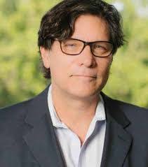 Barbara Norwitz's Instagram, Twitter & Facebook