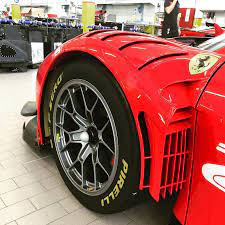 And finally the last but most important comparison. Ferrari 488 Gt3 Updated Evo Kit 2020 Corse E Strada