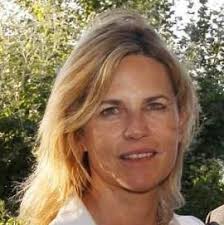 R&eacute;sultat de recherche d'images pour "Royaut&eacute;-News Courtivron"