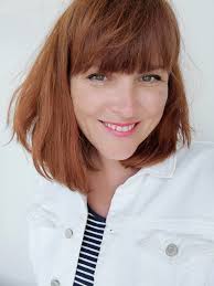 Susan Aretz's Instagram, Twitter & Facebook