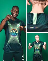 Read thisif you want to know why this font is not a free download. Vfl Wolfsburg 2019 20 Special Kit