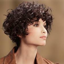 Tagli di capelli ricci estate 2017 (foto 27 di 30). Taglio Per Capelli Ricci Come Trovare Quello Giusto Enzo Liuzzi