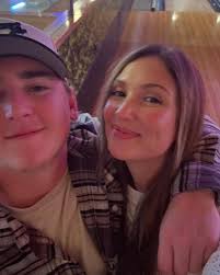 One and done🏅🏃🏼‍♀️ • • • #fyp #fypシ #edmontonmarathon