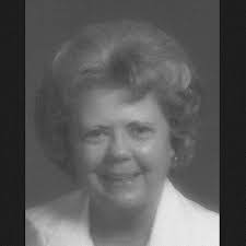 Karen Kepner's Instagram, Twitter & Facebook