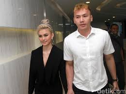 Agnez mo industri entertainment itu melelahkan dan kejam. Wijaya Saputra Mantan Agnez Mo Wijaya Saputra Beber Momen Pertemuan Dengan Gading Marten Seret Agnez Mo Sang Mantan