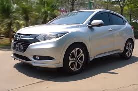 Velg hrv prestige 2020 di pasang di ertiga : Daftar Honda Hr V 2016 Terbaru Juni 2020 1 5 E Cvt Jbl Edition Segini Gridoto Com