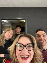 Late Bloomer show 321. Fabulous crowd in San Francisco tonight. Thanks for  coming if you did. My ace support is Matt Kirshen (grab a ticket for his  Cobbs comedy club show on