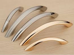 This way the contrast between the hardware and white cabinets is less stark and more mellow. Modern Simple Rose Gold Kitchen Cabinet Drawer Pull Handle Concealed Closet Door Handle And Knob C C 96mm L 118mm Copper Zinc Alloy Knobs Pulls Handles 120 5 91 Cheap Sale Wholesale Granite Knobs Pulls Handles