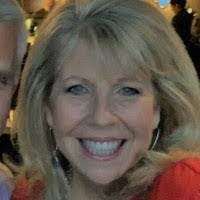 Brooke Hofer's Instagram, Twitter & Facebook