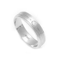 This gift guide is essentially a vast catalog filled with uncommon gifts for guys that you won't find in your general or retail stores. Mens Platinum Wedding Rings Platinum Bands For Him
