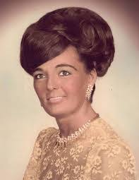 Lydia Carson's Instagram, Twitter & Facebook