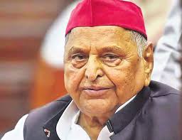 Page_1_Front_Late_Front 09.qxd