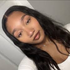 Destinee Collins's Instagram, Twitter & Facebook