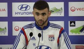 Süper lig'de göztepe'yi yenerek şampiyon olan beşiktaş'ta sezonun en çok katkı veren isimlerinden ve bu karşılaşmada bir de gole imza atan ghezzal. Rachid Ghezzal Alchetron The Free Social Encyclopedia