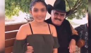 Is vicente fernandez still alive? Video Otra Fan Denuncia A Vicente Fernandez Por Acosador Turquesa News