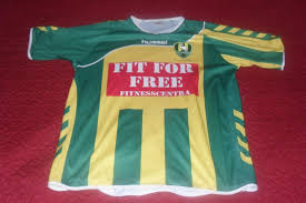 Dean van zwieten stapt van zaterdag 1 over naar afc 1 Ado Den Haag Home Voetbalshirt 2009 2010