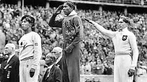 Eighteen african american athletes competed. Hitler Shunned Jesse Owens At The 1936 Olympics Gender Race And Class