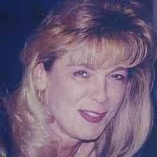 Diane Schrader's Instagram, Twitter & Facebook