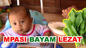 Padahal, gizi bayi tetap harus terpenuhi untuk mengoptimalkan tumbuh kembangnya. Cara Membuat Menu Mpasi Bubur Sayur Bayam Untuk Bayi Umur 6 Bulan Keatas By Raka Channel