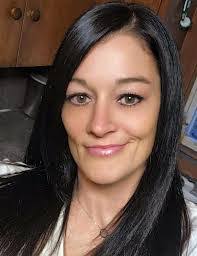 Kay Farley's Instagram, Twitter & Facebook