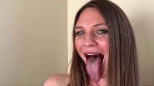 Tongue fetish xxx