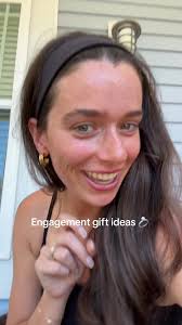Happy engagement szn 🫶🏼😭#engagementgifts #engaged #greenscreen  #weddingtiktok #weddinggift