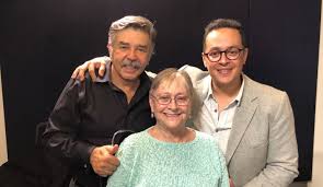We were unable to load disqus. Susana Alexander Y Jorge Ortiz De Pinedo Visitan Asi El Weso Con Cosas De Papa Y Mama El Weso W Radio Mexico