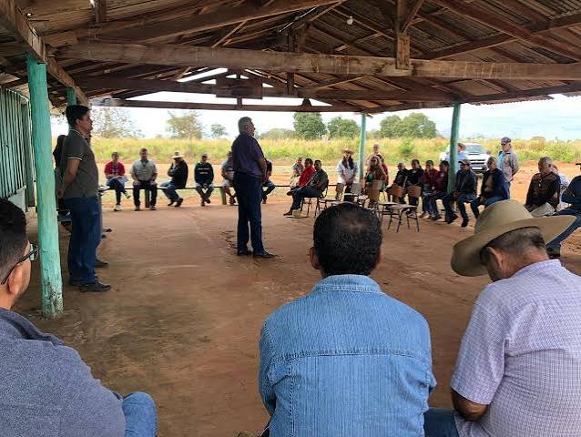 Prefeitura de C&aacute;ceres fortalece di&aacute;logo e amplia apoio &agrave; agricultura familiar nos assentamentos - Jornal de Mato Grosso