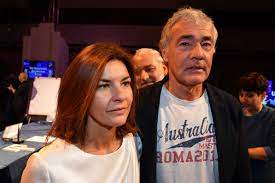 Vittorio cecchi gori e la fidanzata di 46 anni più giovane. Non E L Arena Alessandra Moretti La Ex Di Giletti Lo Stuzzica In Diretta E Lui Risponde A Tono Imbarazzo In Studio Baritalia News