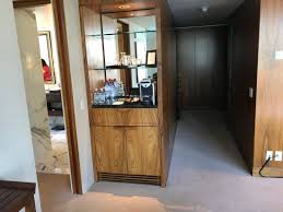 Get 5% in rewards with club o! Mini Bar And Entrance Hall Deluxe One Bedroom Suite Picture Of Shangri La Vancouver Tripadvisor