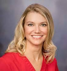 Leann Chambers's Instagram, Twitter & Facebook