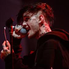 When I Die Bury Me With All My Ice On Lyrics Pin By Tallie Mcgraw On Daddy Lil Peep Lyrics Lil Peep Beamerboy Lil Peep Live