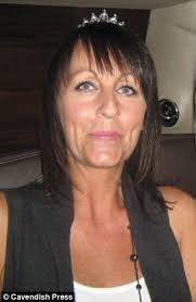 Lynn Maloney undergoes non-surgical treatment to make her face fatter