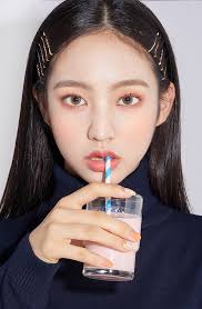 Hapa Kristin Contact Lenses: Cute Packaging & Flattering Colours