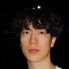 Kim Ben's Instagram, Twitter & Facebook