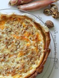 La Tarte Potimarron Echalotes Comte Et Noix Je Peux Lecher La Cuillere Recettes De Cuisine Recette Cuisine