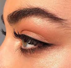 Love This Subtle Dark Copper On The Bottom Last Line Smudge Out A Brown Liner And Top With Penny Colored Shadow Try R In 2020 Glitter Eye Makeup Eye Makeup Eyeliner