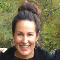 Amanda Back's Instagram, Twitter & Facebook