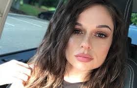 Tessa Snyder's Instagram, Twitter & Facebook